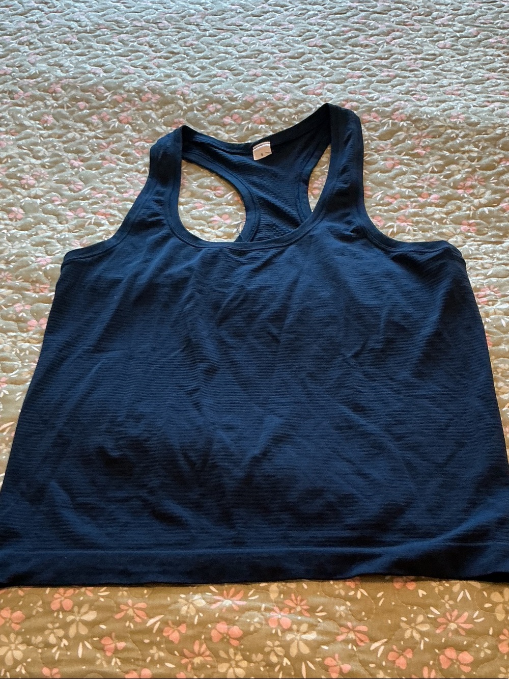 Lululemon Athletica regular activewear top 6